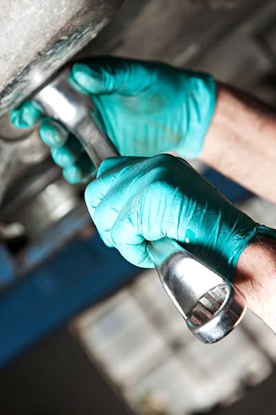 Mobile mechanic tuning up